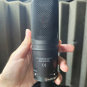 오디오테크니카 AT4050 상태좋음 콘덴서마이크 팝니다.