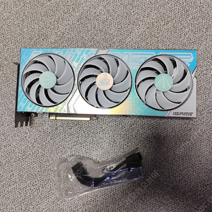 COLORFUL iGame 지포스 RTX 4080 SUPER ULTRA OC D6X 16GB White