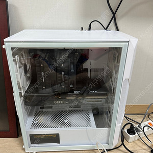 본체 컴퓨터 4070Ti i5-13600kf