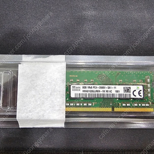 SK 하이닉스 DDR4-2666 8g 노트북 램 + NVME M2. 256gb SSD 팝니다.