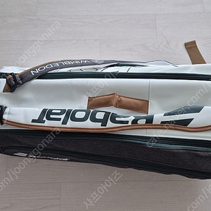 바볼랏 2022 퓨어 윔블던 6팩 테니스 라켓 가방 팝니다