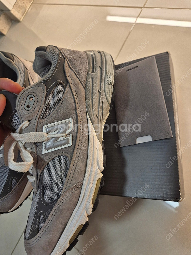 뉴발란스 993 255사이즈 판매합니다--2