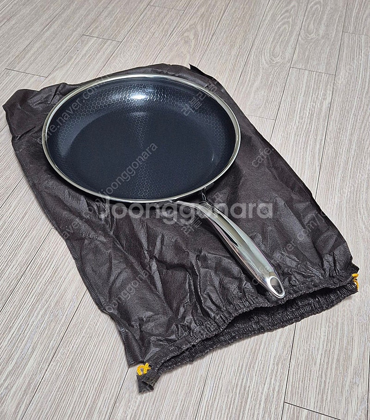 쿡셀 블랙큐브 세라믹 프라이팬 28cm 새상품--0