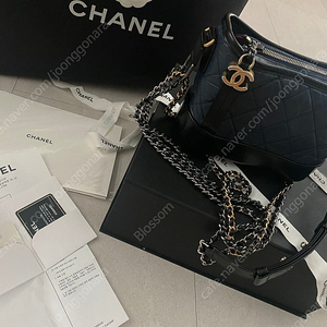 샤넬 가브리엘 호보 스몰 네이비