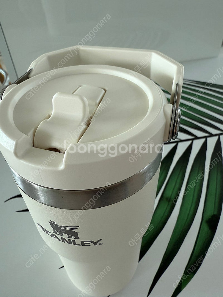 스탠리 아이스플로우 플립 스트로 텀블러,크림,591ml--1
