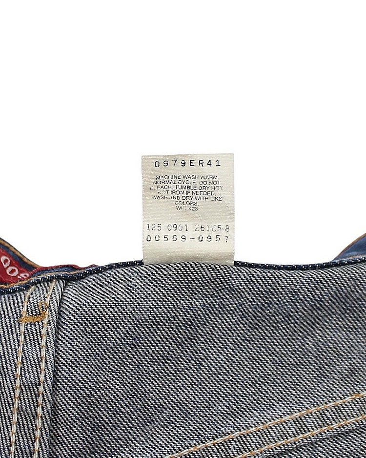 [34.5] 2001 Levis 569 Loose St...--4