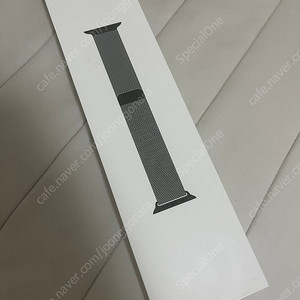 애플워치 스트랩 밀레니즈 루프 그래파이트 색상입니다