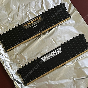 램 corsair 벤전스 lpx 16gb(8x2) ddr4 3600