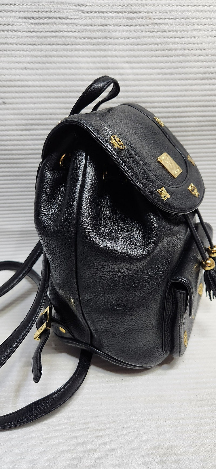 MCM 엠씨엠 가죽 백팩 이미지