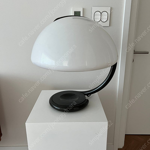 마르티넬리 루체 세르펜테 테이블램프 빈티지 블랙
