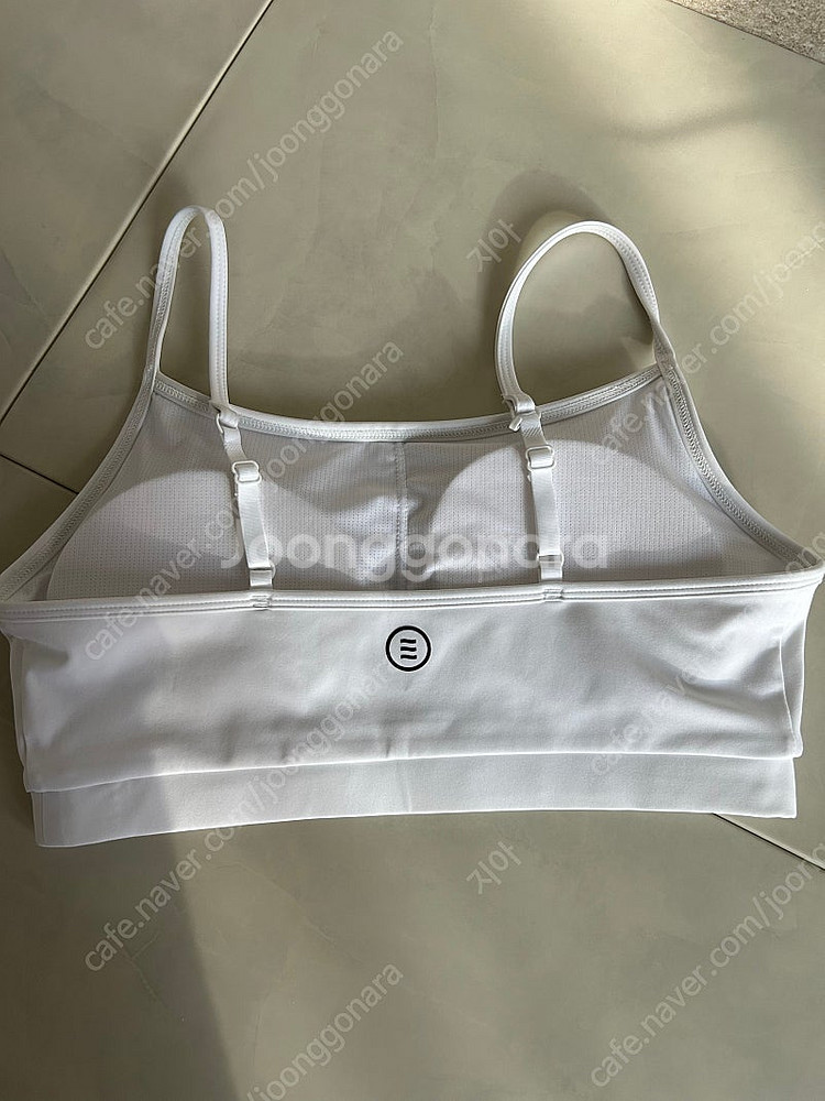배럴 브라탑 화이트 M--1