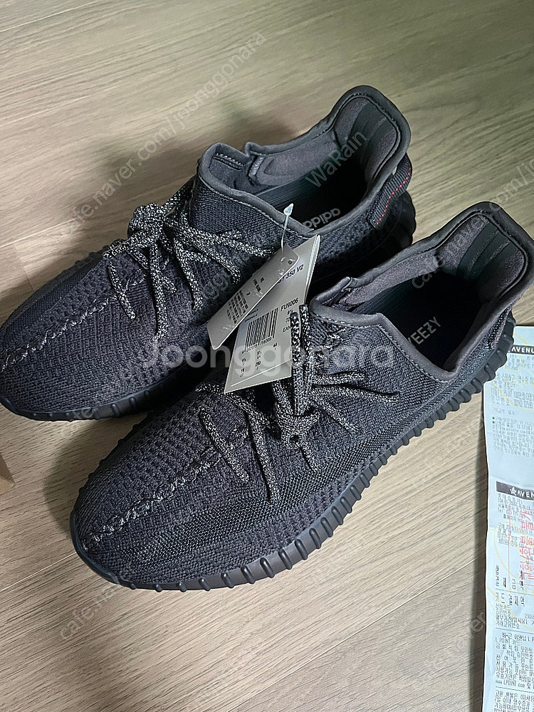 아디다스 이지부스트 350 V2 트리플블랙 FU9006 280mm (새상품/풀구성)--0