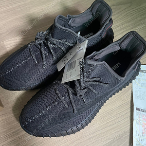 아디다스 이지부스트 350 V2 트리플블랙 FU9006 280mm (새상품/풀구성)
