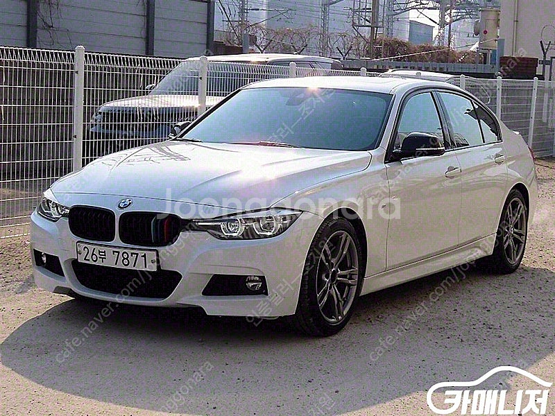 [BMW]3시리즈 (F30) 320i M 스포츠 쉐도우 ★중고차★중고차매입★전액할부★저신용자★신불자★소액할부★현금★...--2