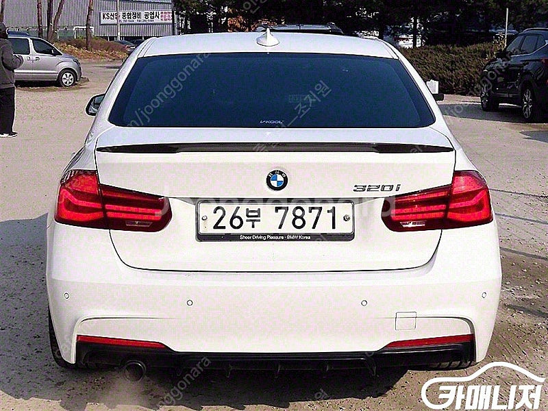 [BMW]3시리즈 (F30) 320i M 스포츠 쉐도우 ★중고차★중고차매입★전액할부★저신용자★신불자★소액할부★현금★...--4