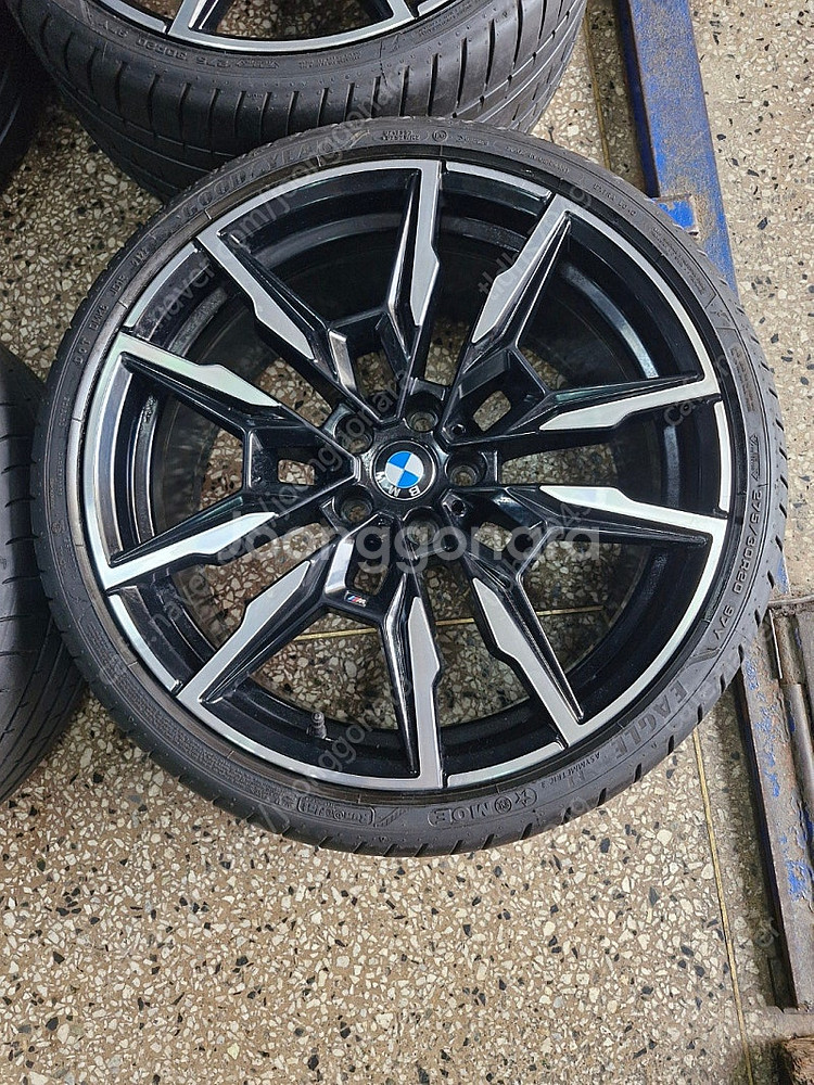 bmw 850 순정 20인치 휠타이어 4개셋트판매--1