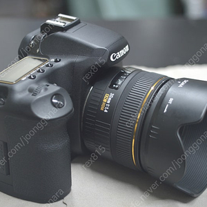 캐논 50d dslr 완전깨끗하고 배터리 새거 입니다