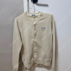 꼼데가르송 가디건 M사이즈 아이보리