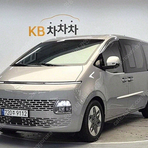 중고차 현대 스타리아 중고 은색 2025년식 7,617km 4WD 디젤 투어러 11인승 모던 개인사업자중고차