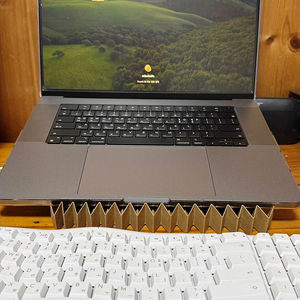 2023 맥북프로16 M2pro 16GB,1TB 팝니다