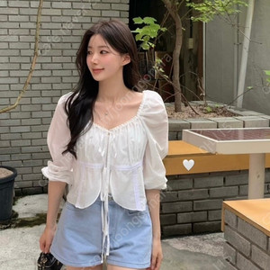 플랜트샵 블라우스 Cloe 블라우스