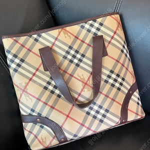 버버리 체크 토트백