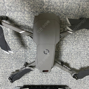 Dji mavic 2 줌 드론 및 에디테이션 고글 팝니다
