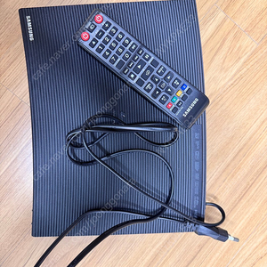 삼성 블루레이 플레이어 BD-J5900 팝니다.