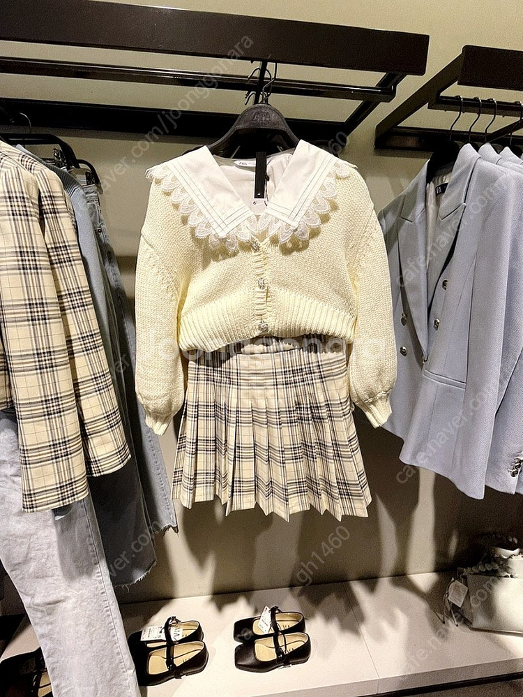 새상품 zara 자라 보석 8부소매 큐빅 단추 가디건 ...--0