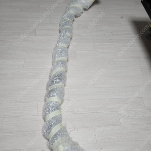 카니발 페이스리프트 그릴 가니쉬 커버 카본 몰딩, AIMBAN 핸들커버, 라베놀 엔진오일 1L 판매합니다.