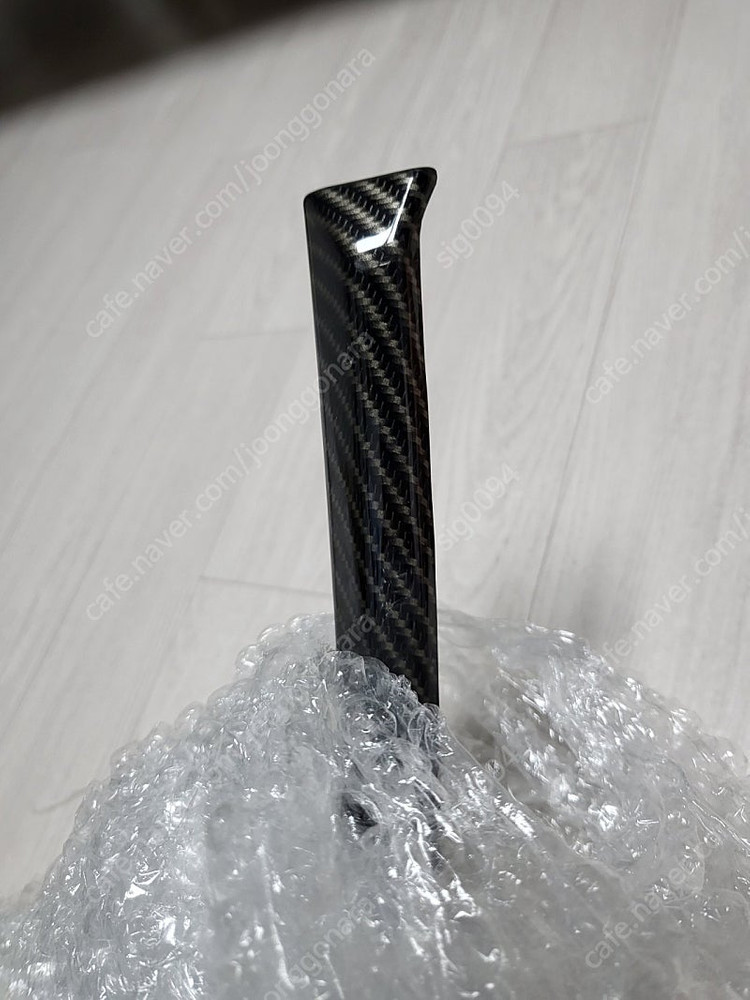 카니발 페이스리프트 그릴 가니쉬 커버 카본 몰딩, AIMBAN 핸들커버, 라베놀 엔진오일 1L 판매합니다. 이미지