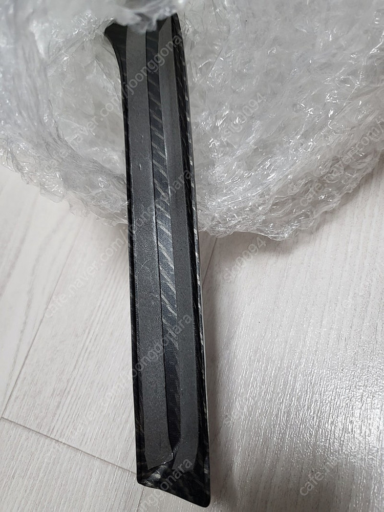 카니발 페이스리프트 그릴 가니쉬 커버 카본 몰딩, AIMBAN 핸들커버, 라베놀 엔진오일 1L 판매합니다. 이미지