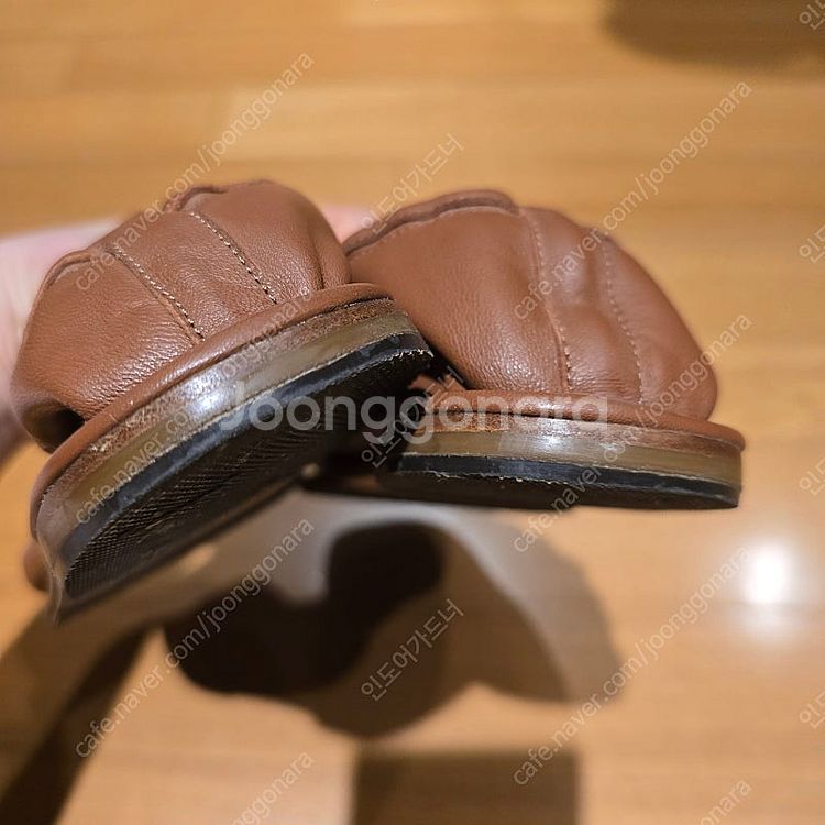 헤레우 푼테라 브라운 39 플랫 르메르--6