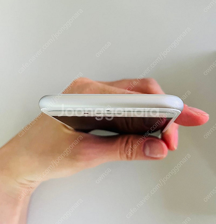 아이폰8 실버 256기가--1