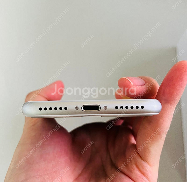 아이폰8 실버 256기가--3
