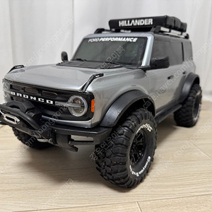 트랙사스 TRX4 뉴브롱코 RC카 팝니다