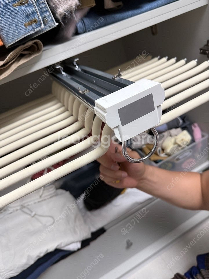 슬라이딩 바지 걸이 판매합니다--3