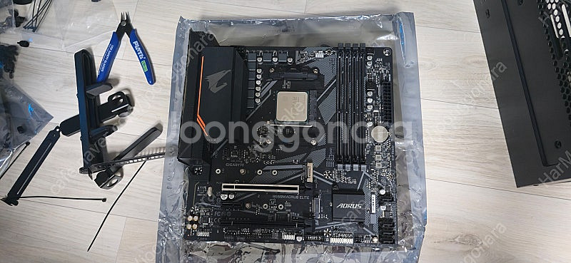 AMD 라이젠 5800X3D+GIGABYTE B550M...--2