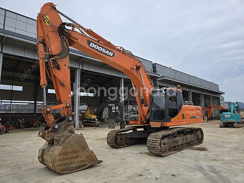 두산 DX300LC 2014년식 10 궤도형 중고굴삭기--0