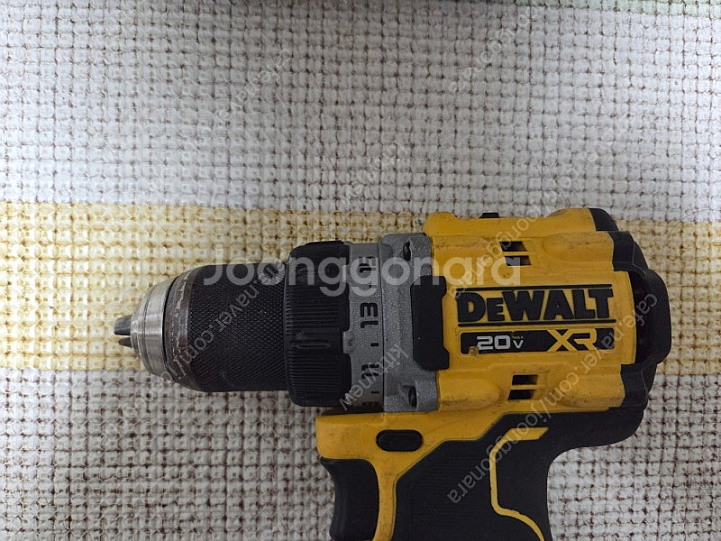 디월트 충천 드릴드라이버 DCD800 2암페어 세트 팝...--1