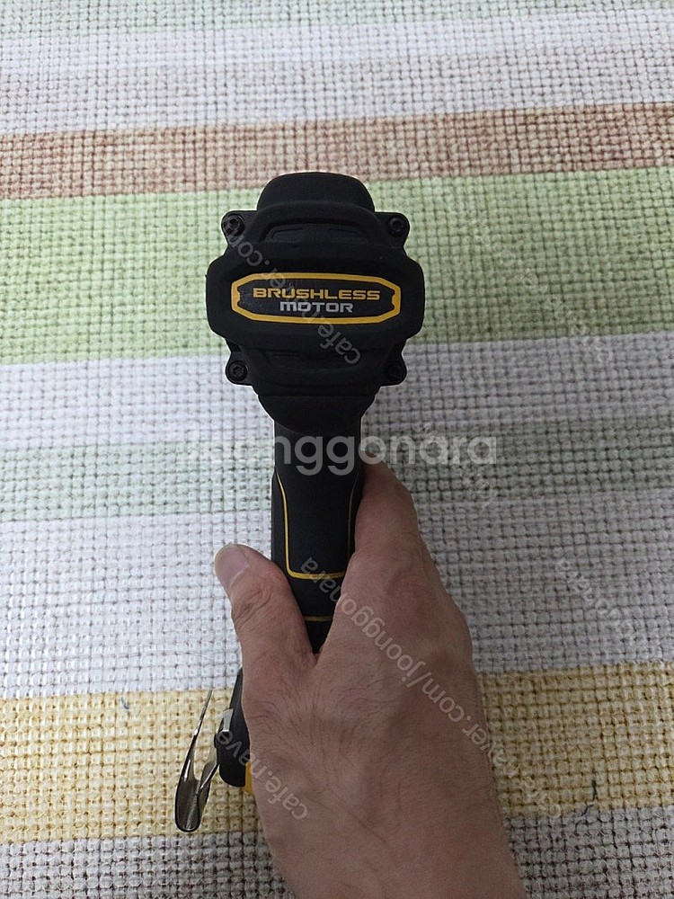 디월트 충천 드릴드라이버 DCD800 2암페어 세트 팝...--6