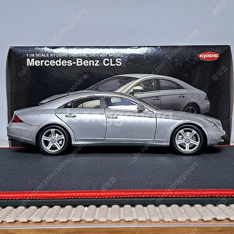 [판매/가격 인하] 1:18 Mercedes-Benz ...--3