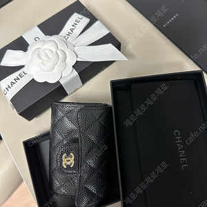 샤넬 클래식 똑딱이 카드지갑 캐비어 블랙 금장 ap0214