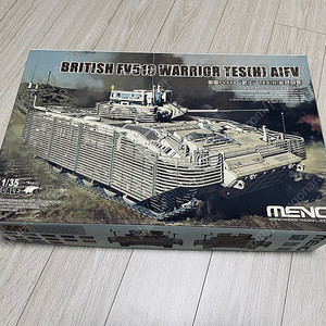 1/35 British FV510 Warrior TES(H) AIFV w/Walkable Tracks 판매합니다.