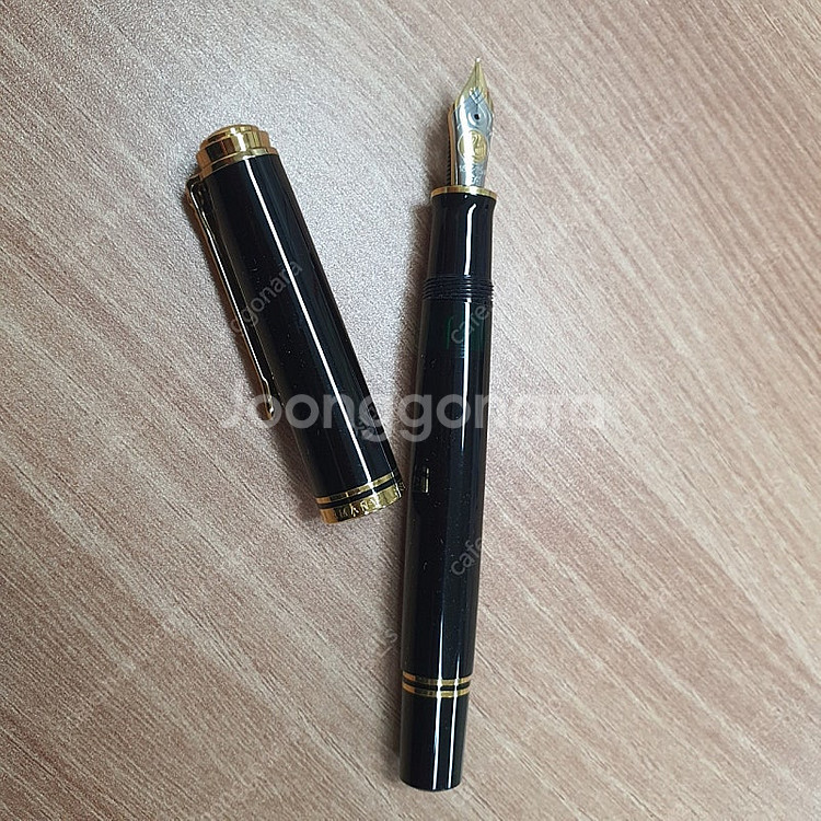 펠리칸 m800 블랙 ef촉 만년필팔아요! 보증서X--0