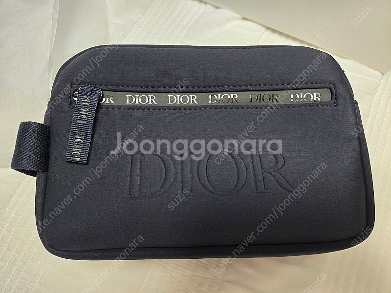 디올 뷰티 파우치 새상품--2