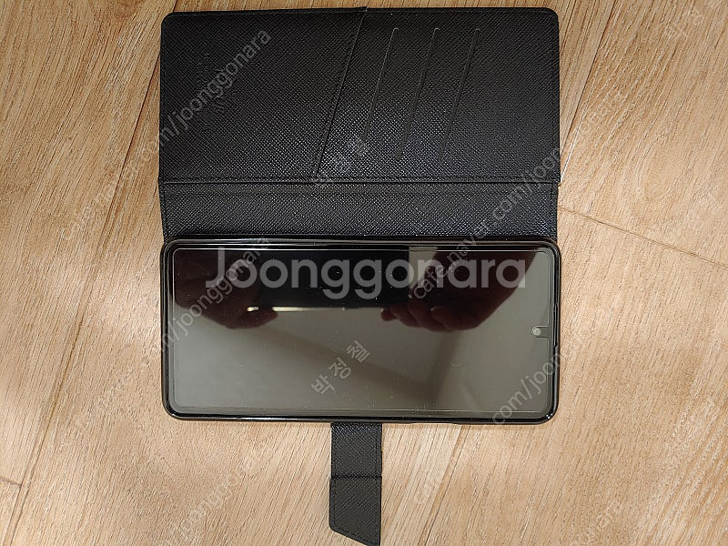 LG Q92 판매합니다.--3