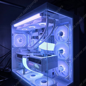 라이젠9 9950X3D 96GB RTX5090 어로스마스터아이스 올화이트PC 팝니다