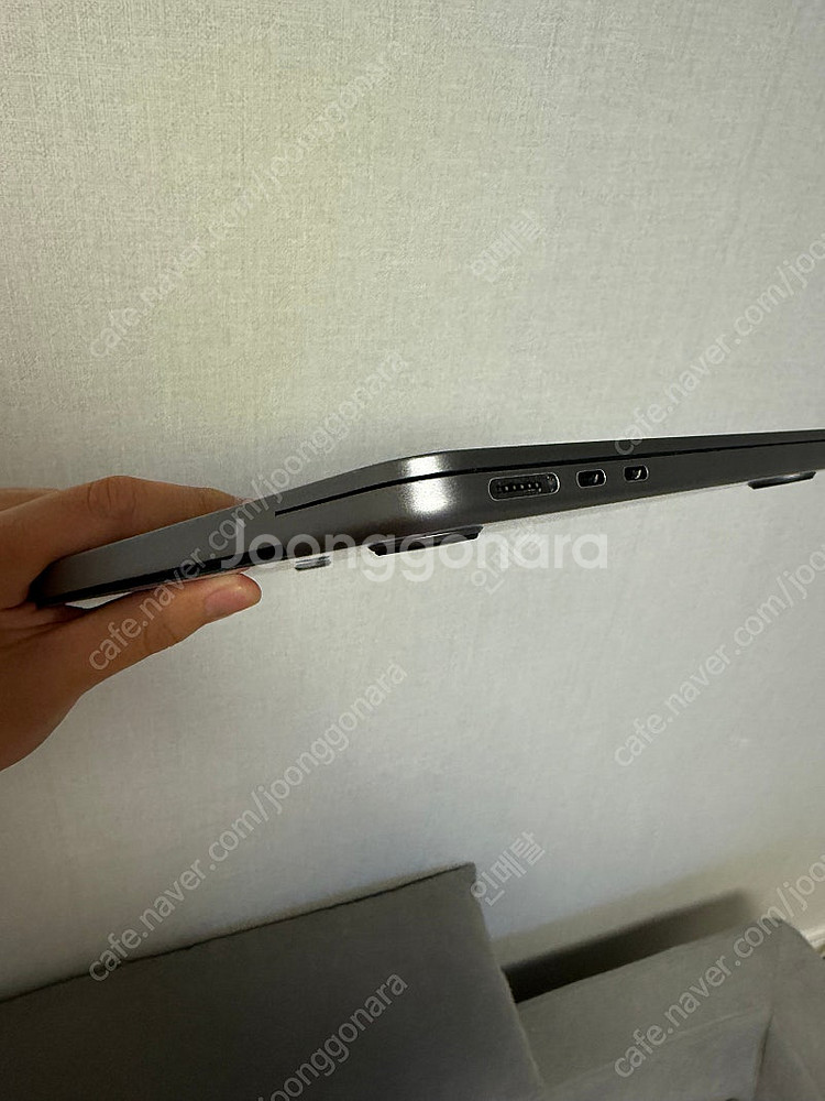 맥북에어m2 13인치 8gb 256gb 기본모델 판매합--2