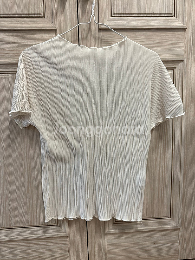 르헤르 썸머 플리츠 블라우스 아이보리--2